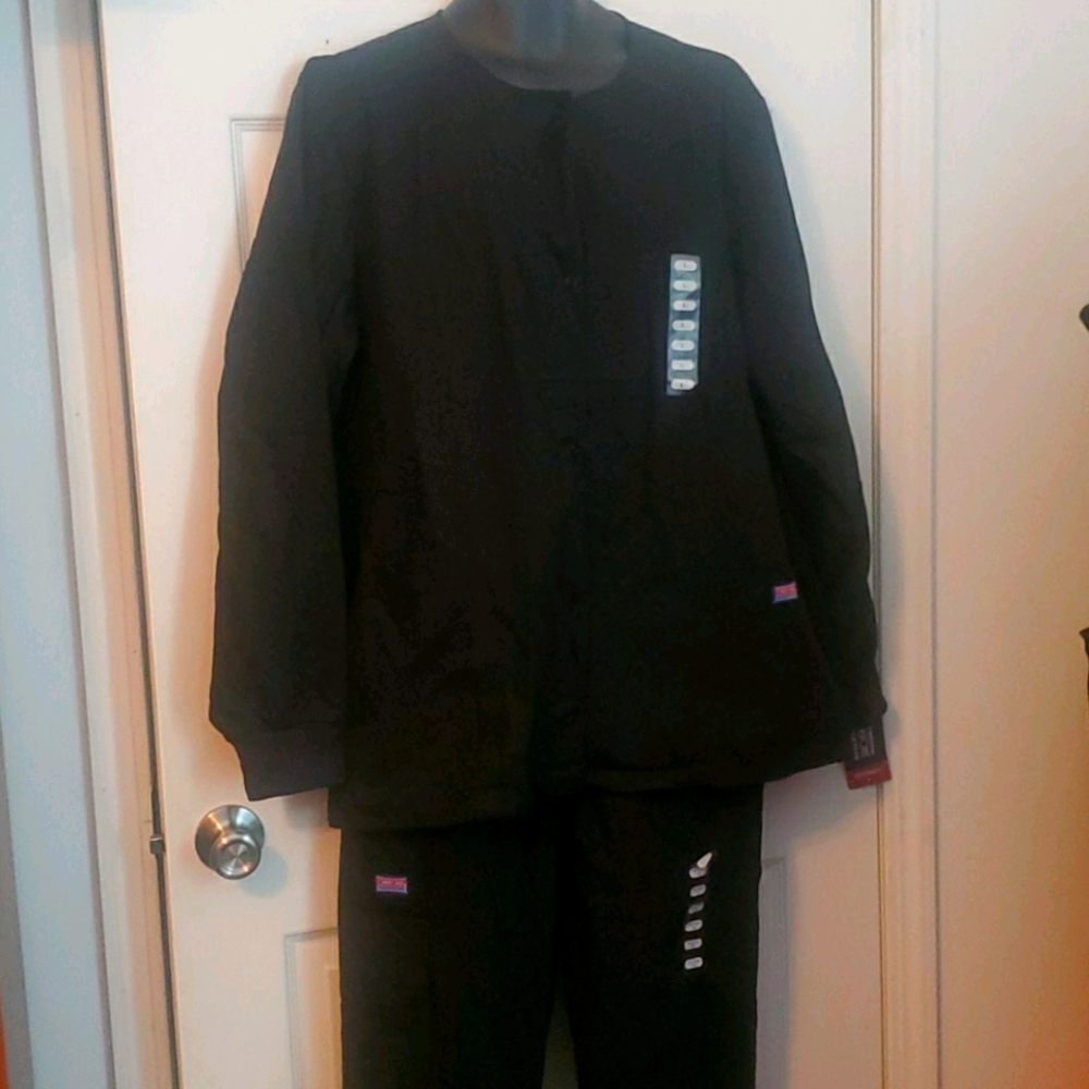 Cherokee Black Scrubs Snap up shirt and Pants LP